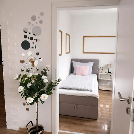 Apartamento Penthouse Mit Deisterblick & Balkon *